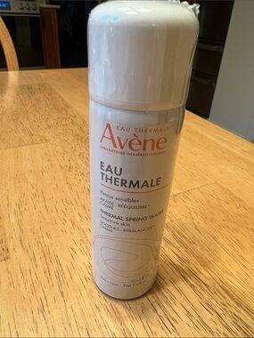 NWT - Avene Thermal Spring Water Hydrating Mist for Sensitive Skin, 1.6 fl. oz.